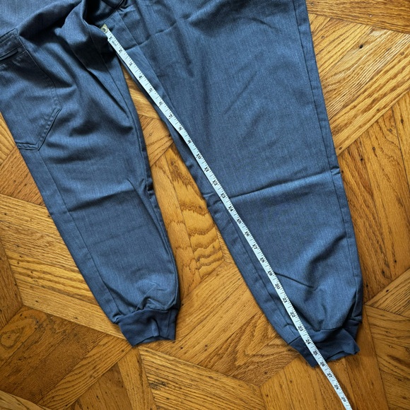 Zamora jogger scrub pants. MP. Color: Graphite - Picture 6 of 6